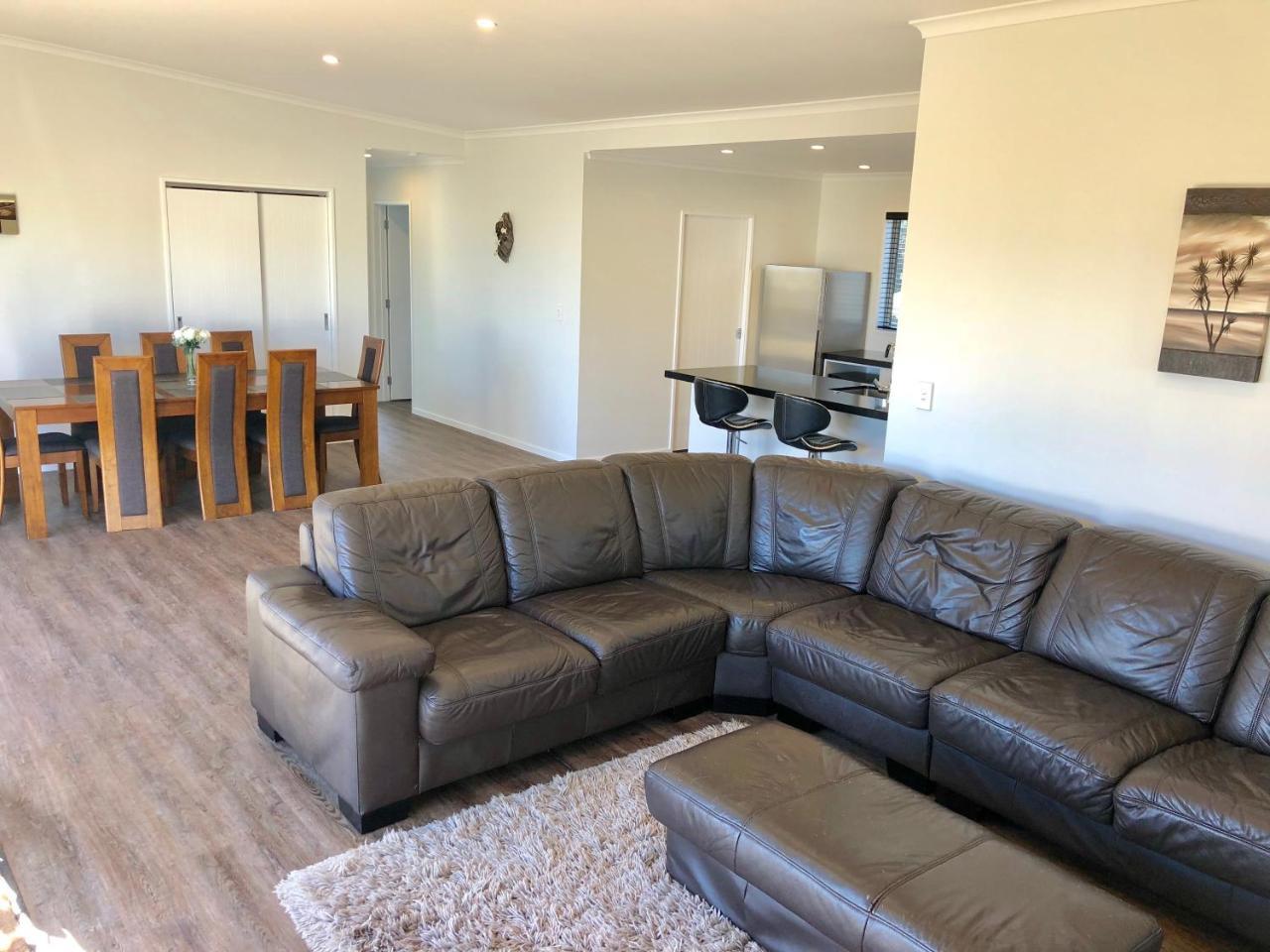 Otaki Beachfront Getaway Luaran gambar