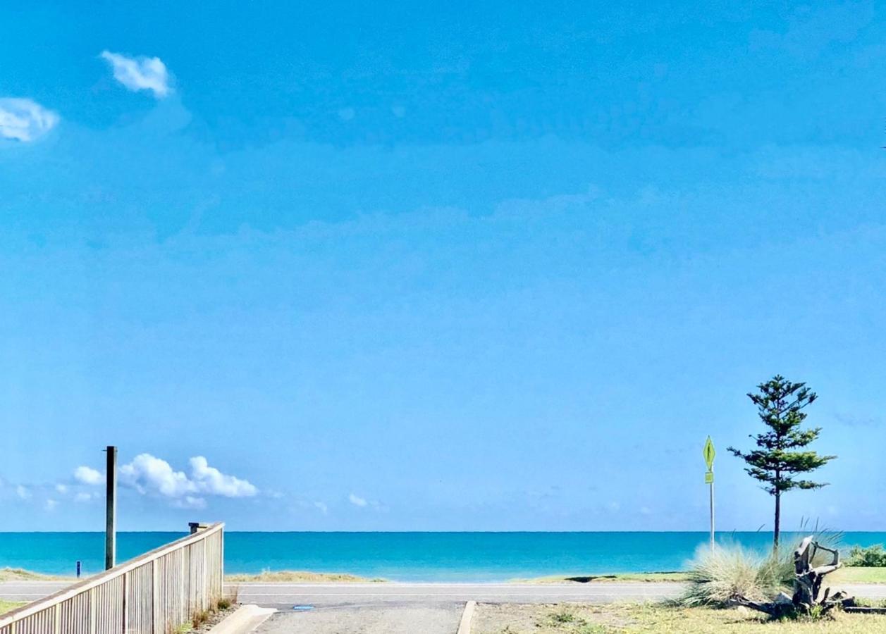 Otaki Beachfront Getaway Luaran gambar